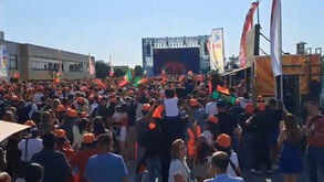 Portugal-RD Congo: assim se celebrou o golo de João Neves na Fan Zone Betano em Gaia