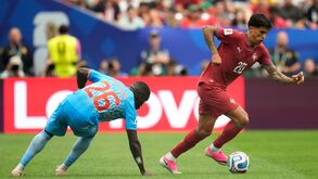 Cancelo no jogo com RD Congo