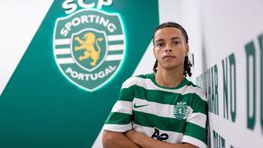 Diego Farinha de leão ao peito