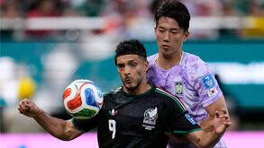 Raúl Jiménez no México-Coreia do Sul