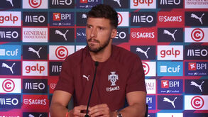 Rúben Dias e as críticas: «Não espero cenários perfeitos que deixem as pessoas embandeirarem em arco...»