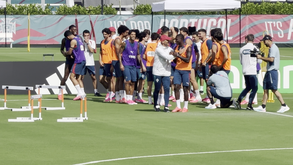 Calduços e aplausos num ambiente de boa disposição: o resumo do treino da Seleção
