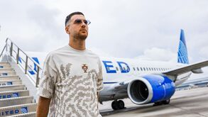 Diogo Dalot fala em conferência de imprensa: siga em direto