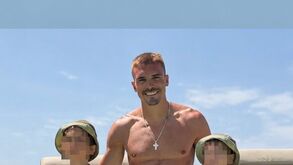 João Palhinha ao lado dos dois filhos