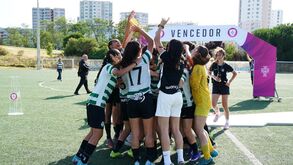 Equipa feminina de sub-15 do Sporting vitoriosa