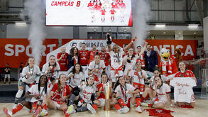 Benfica celebra título nacional de futsal feminino