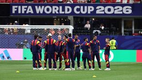 Jogadores espanhóis no relvado do Mercedes-Benz Stadium em Atlanta 