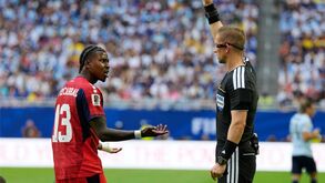 Lopes Cabral reage durante o empate entre Cabo Verde e Uruguai