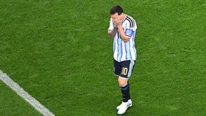 Piers Morgan deixa 'bicada' a Messi: «É o melhor do mundo... a falhar penáltis»