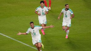 Argélia vence a Jodânia por 2-1