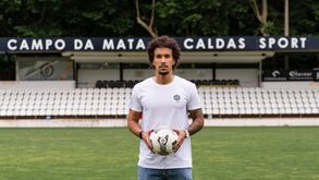 Diogo Izata é reforço do Caldas para 2026/27