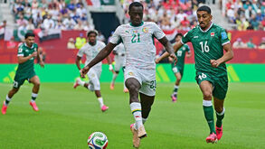 Habib Diarra (Senegal) e Amir Al-Ammari (Iraque) 