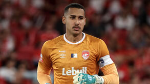 Gabriel Batista com a camisola do Santa Clara
