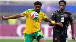 Duelo no África do Sul-Canadá