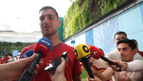 Diogo Dalot recorda passagem de Amorim pelo United