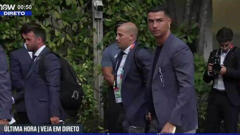 As imagens da chegada da Seleção Nacional ao hotel em Palm Beach