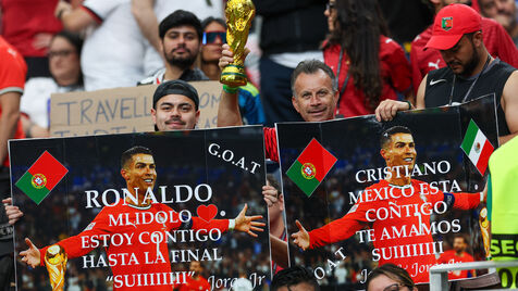 Cristiano Ronaldo com muito apoio nas bancadas