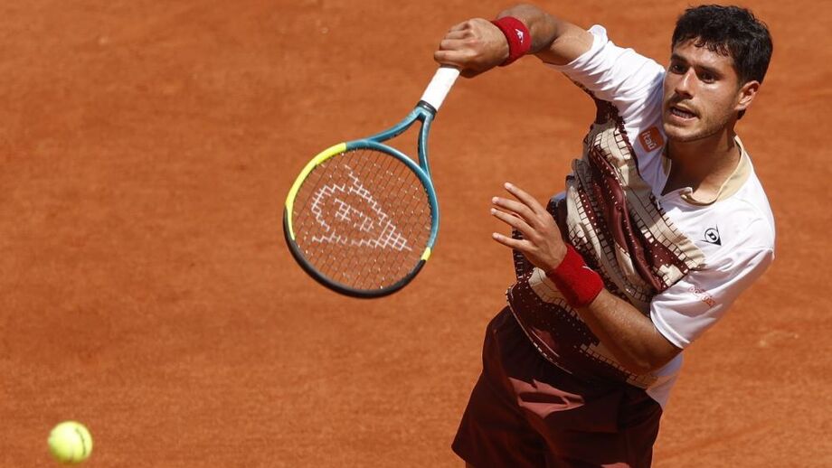 Vallejo multado após críticas à arbitragem em Roland Garros