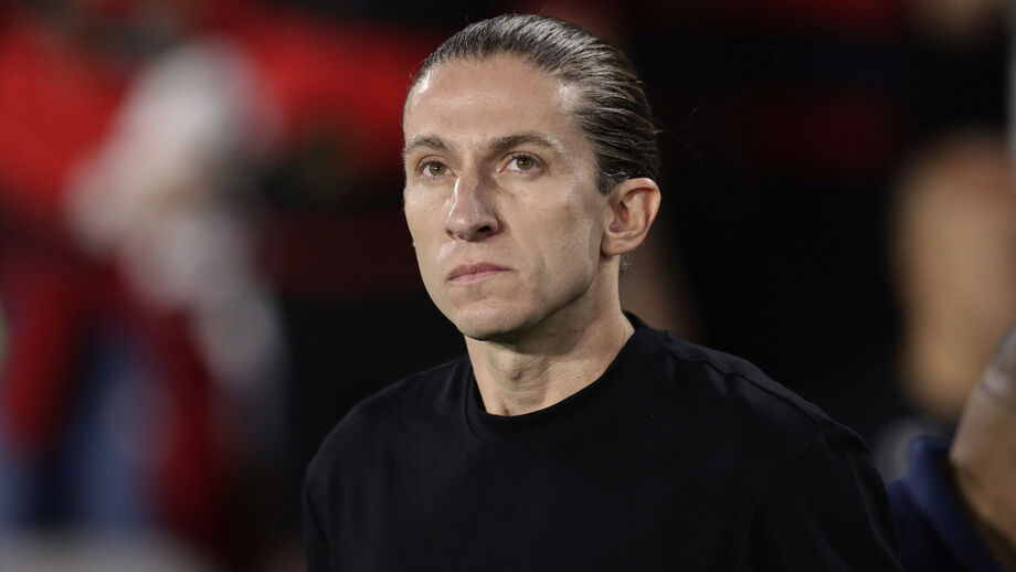 Filipe Luís chegou ao Mónaco este verão