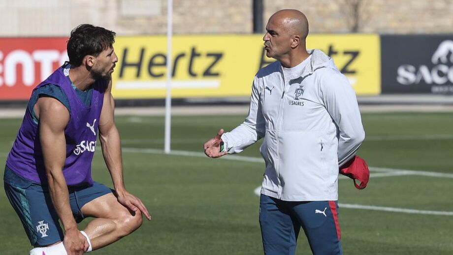 Roberto Martínez prepara os últimos testes antes do Mundial