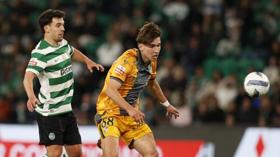 Miguel Nogueira em ação contra o Sporting