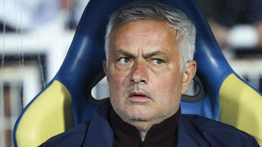 Florentino Pérez 'oficializou' José Mourinho como o novo treinador do Real Madrid caso vença as eleições