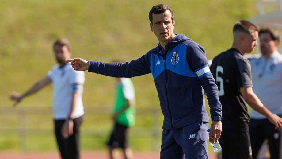 Sérgio Ferreira prestes a trocar os sub-19 do FC Porto pelo Alverca