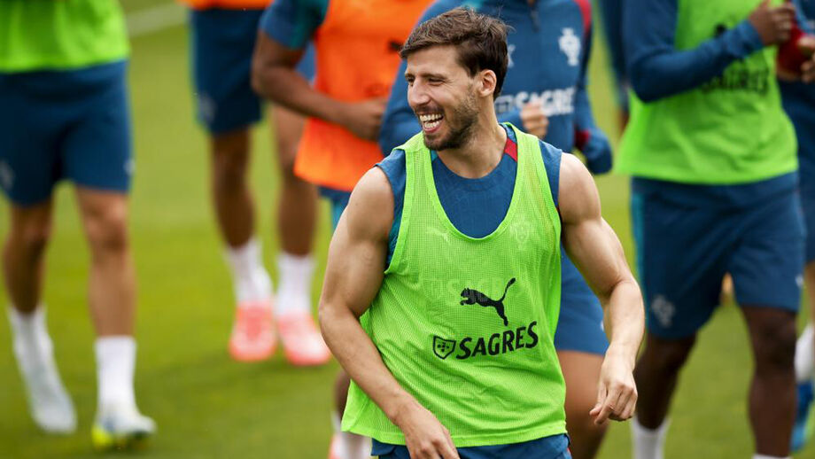 Rúben Dias admite que a Seleção Nacional acredita que pode chegar longe no Mundial