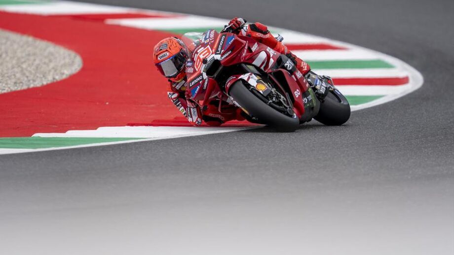 Marc Márquez vence corrida sprint