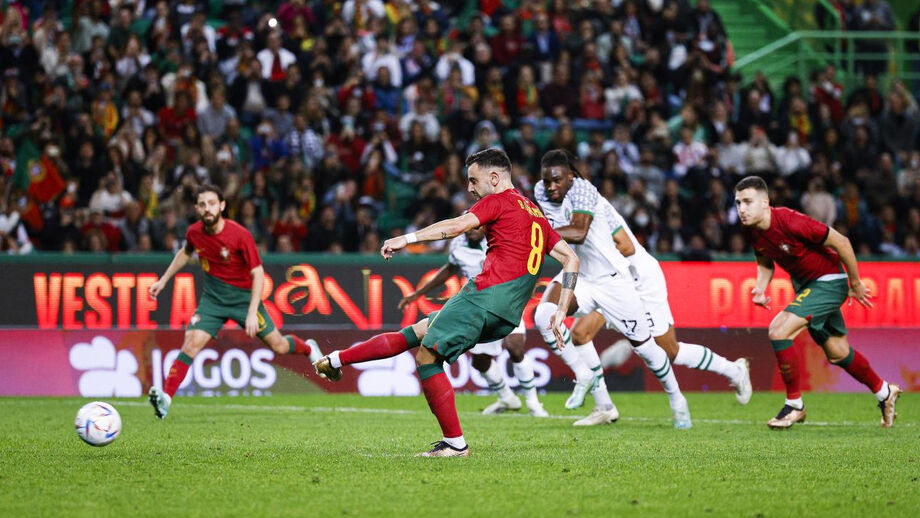 Bruno Fernandes bisou na vitória lusa (4-0) antes do Mundial'2022
