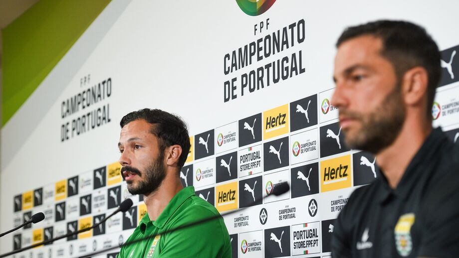 Capitão Diogo Nunes com o técnico Mika