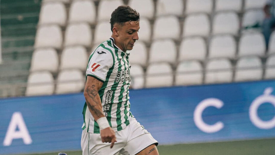 Juan Maria Alcedo reforça defesa do Torreense