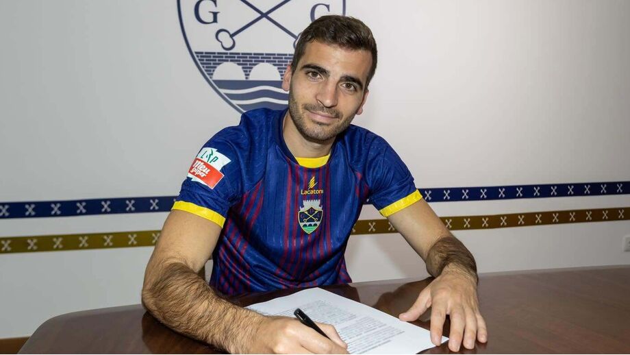 André Rodrigues assina até 2028