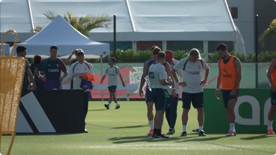 Equipa comandada por Roberto Martínez trabalha em Palm Beach um dia depois da chegada