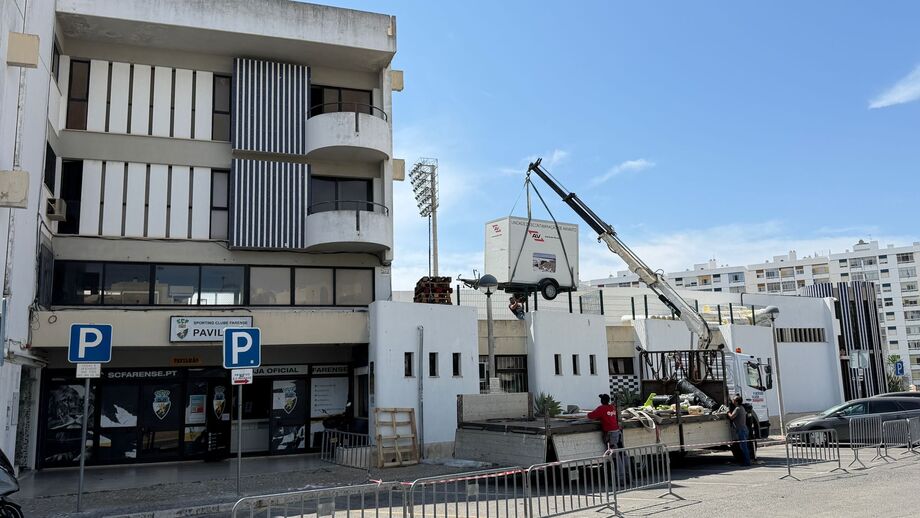 Obras no pavilhão do Farense já tiveram início