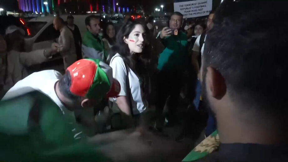 Manifestação contra o regime de Teerão