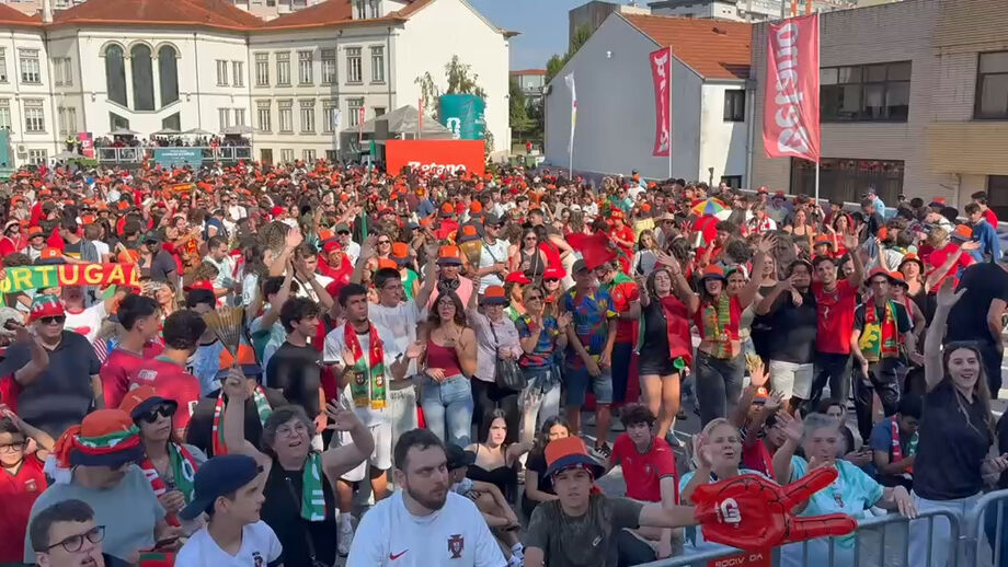 Todos a apoiar a Seleção Nacional