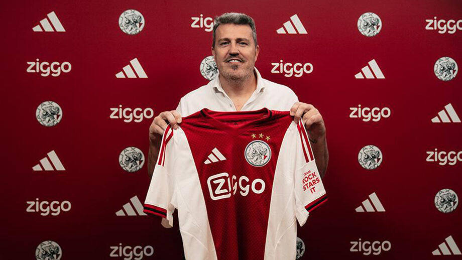 Treinador espanhol Óscar Garcia deixa Ajax após época para esquecer