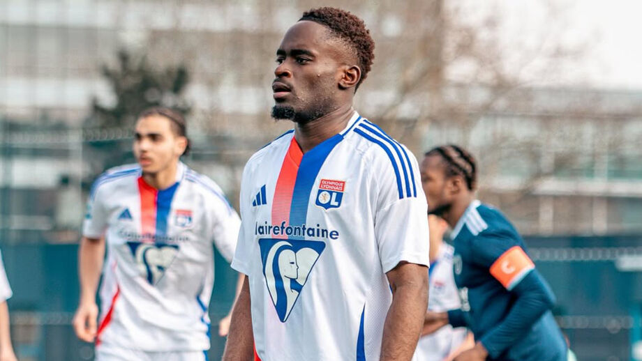 Bryan Meyo chega do Lyon 