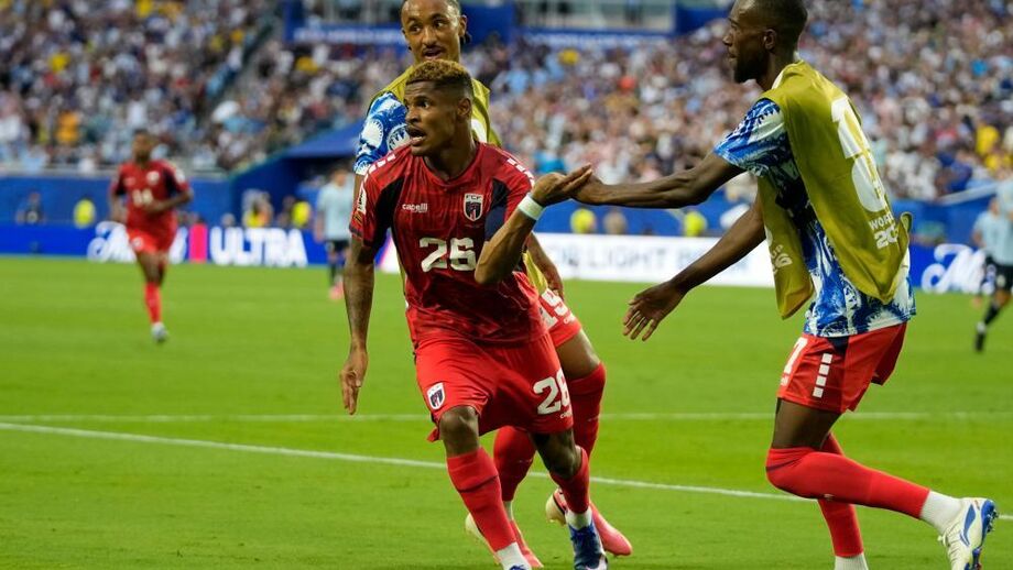 Hélio Varela fez o 2-2 final no Uruguai-Cabo Verde
