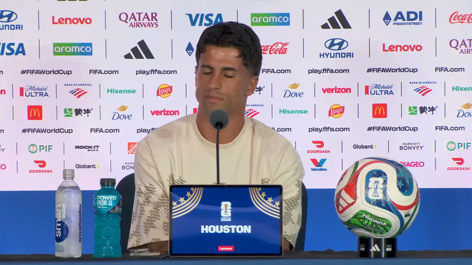 Lateral refere que todos os jogadores precisam de estar preparados para ir a jogo frente ao Uzbequistão