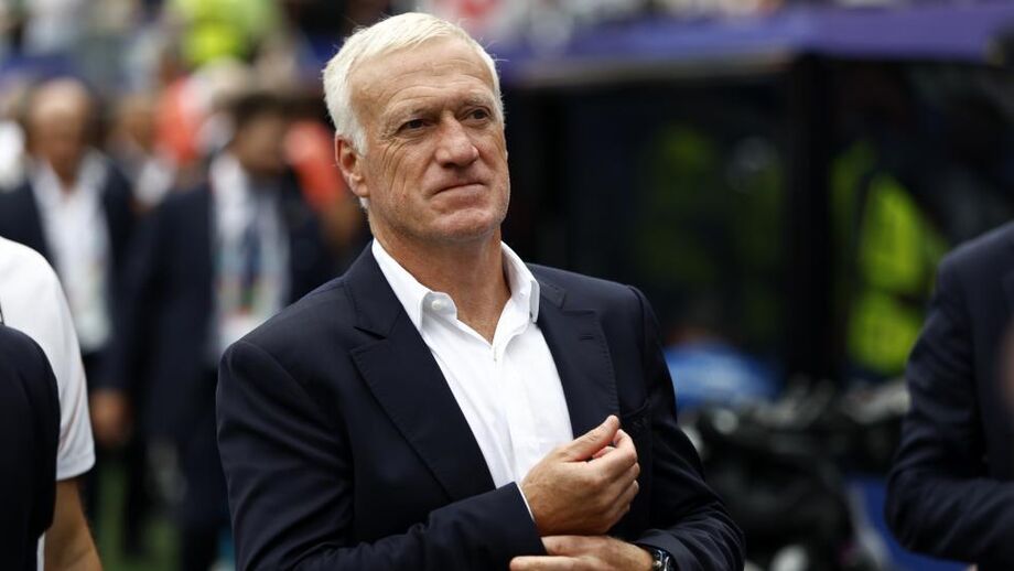 Didier Deschamps está de luto pela mãe