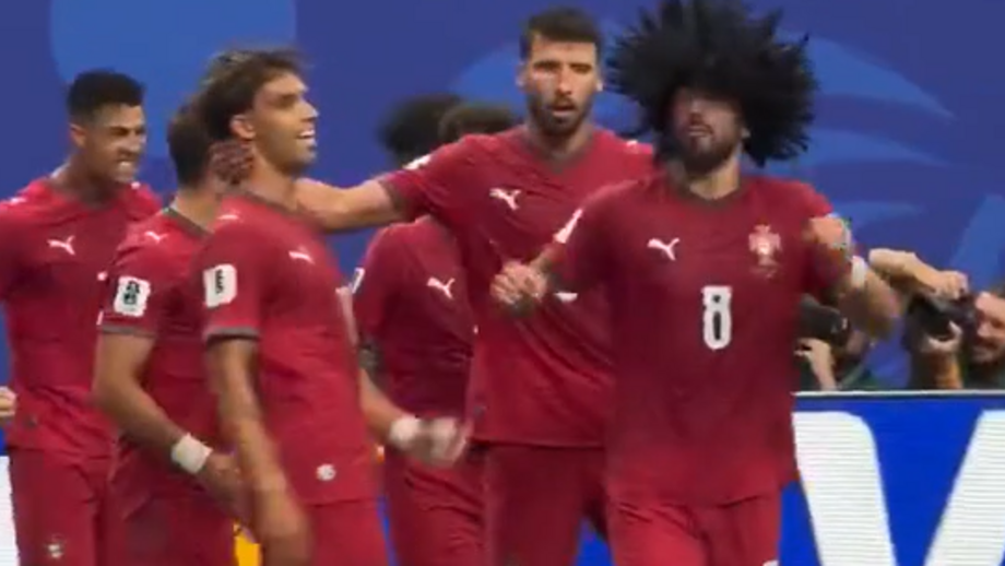 Bruno Fernandes com a peruca de Movemind