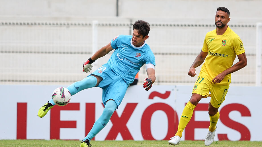 Stefanovic permanece em Leixões