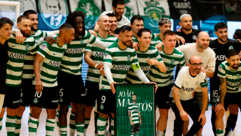 João Matos homenageado no último jogo no Pavilhão João Rocha