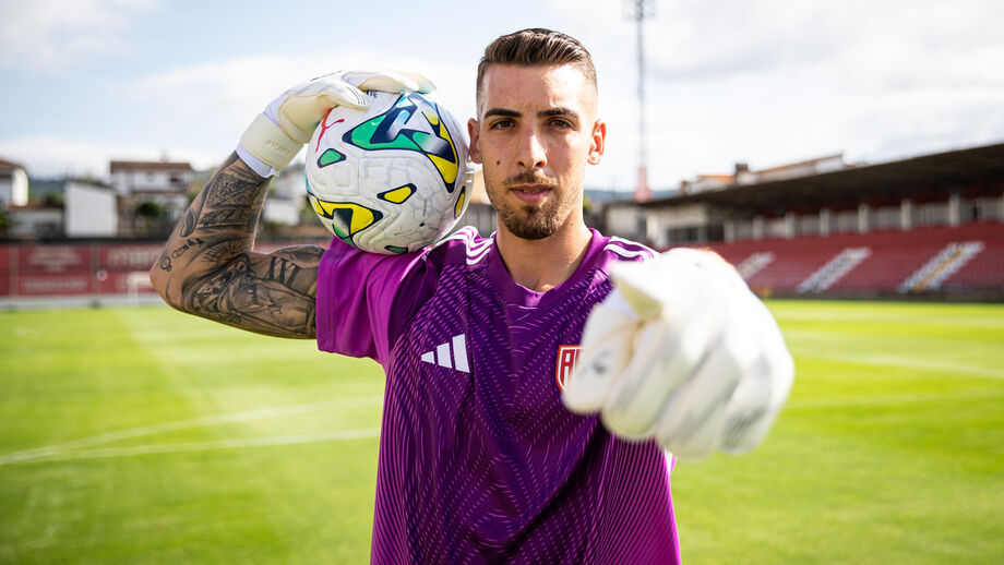 Daniel Rebollo assina até 2029