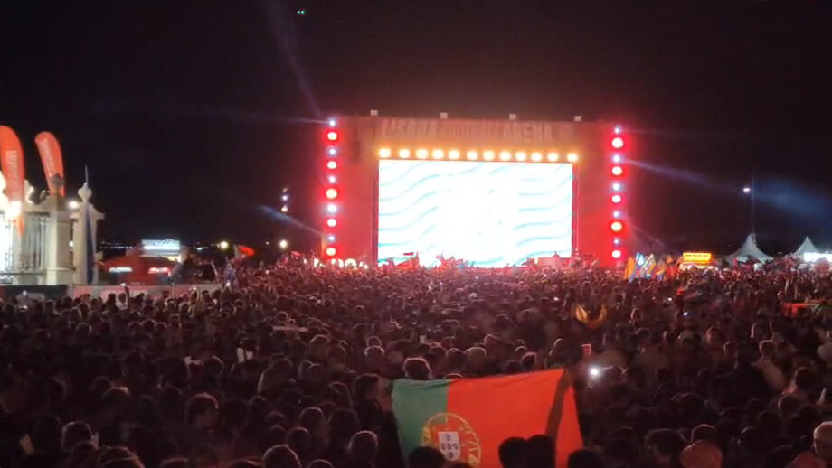 A poucos minutos do arranque do jogo com a Colômbia