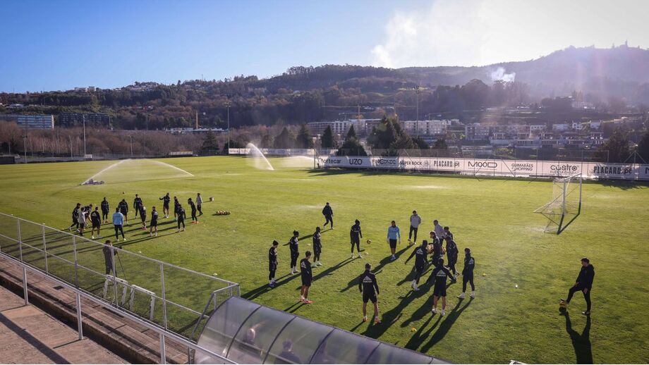Primeiro treino será só na 5.ª feira, dia 2