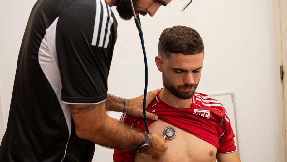 Palntel teve exames médicos