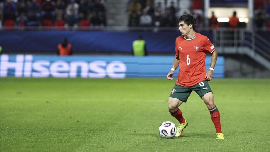 Empréstimo de Diogo Nascimento ao Rio Ave em cima da mesa